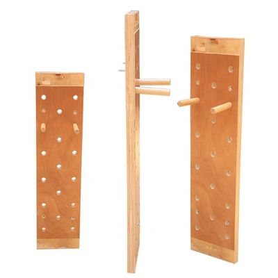 Forma fisica fissata al muro all'ingrosso Crossfit Peg Board Wall For Sale rampicante di legno